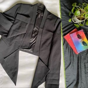 ✨BCBGMAXAZARIA BLAZER✨